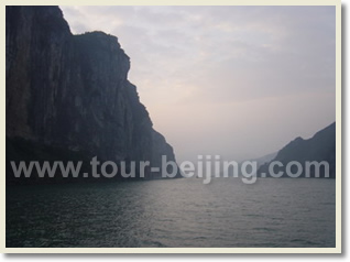 Beijing Xian Chongqing Yangtze Wuhan Guilin Shanghai 15 Day Tour